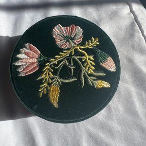 WOLF Zoe Travel Size Jewelry Case